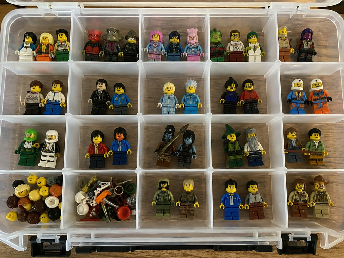 LEGO — minifigures
